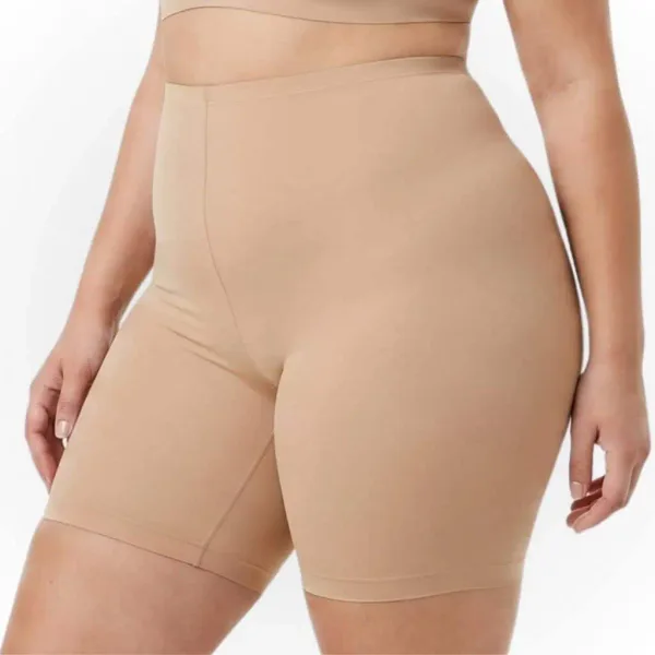 Short Segunda Pele Plus Size Bege Confortável para Usar por Baixo da Roupa